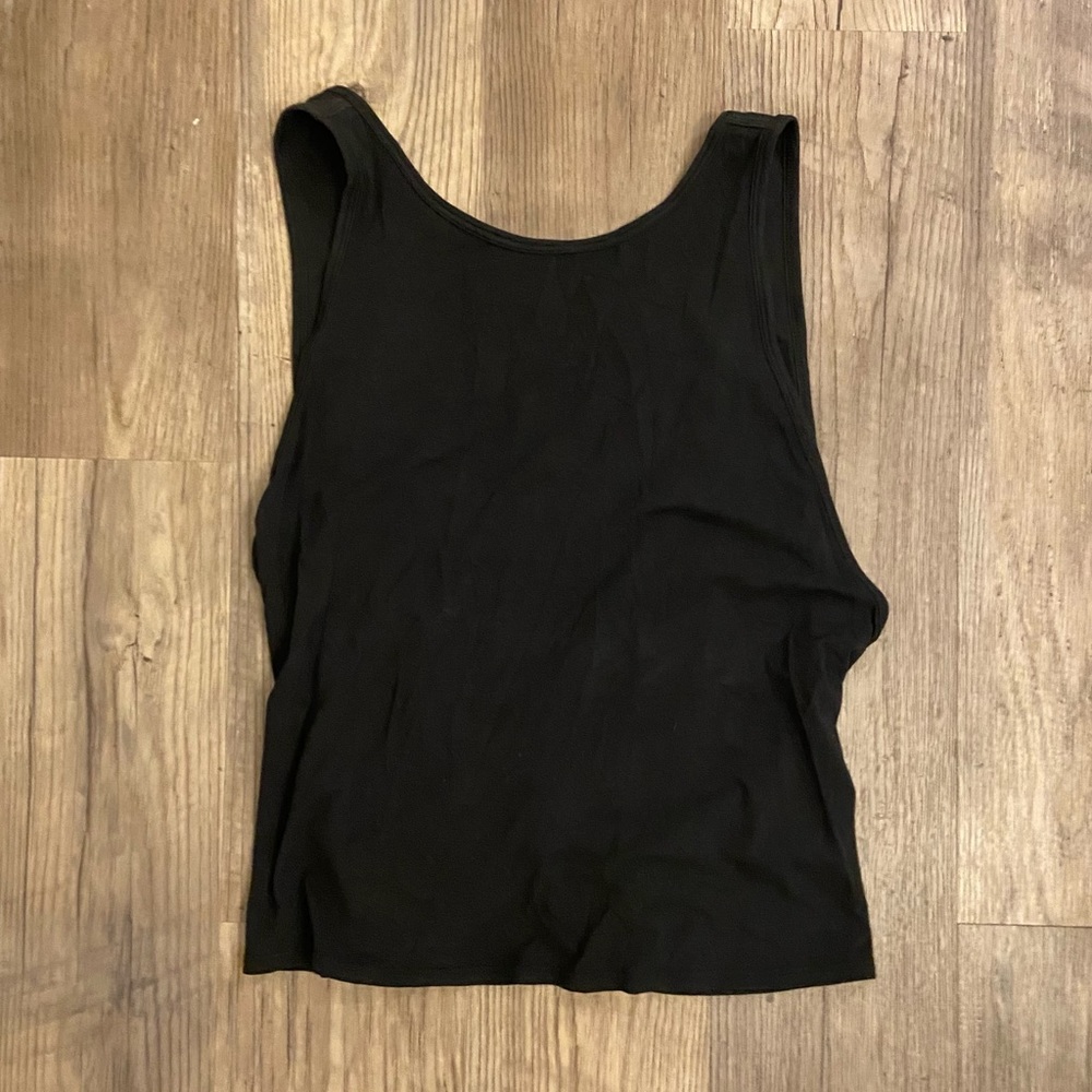 Lululemon open back tank!